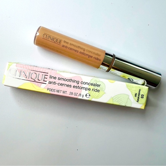 CLINIQUE Line Smoothing Concealer Moderately Fair .28oz/8g NIB - Picture 1 of 7
